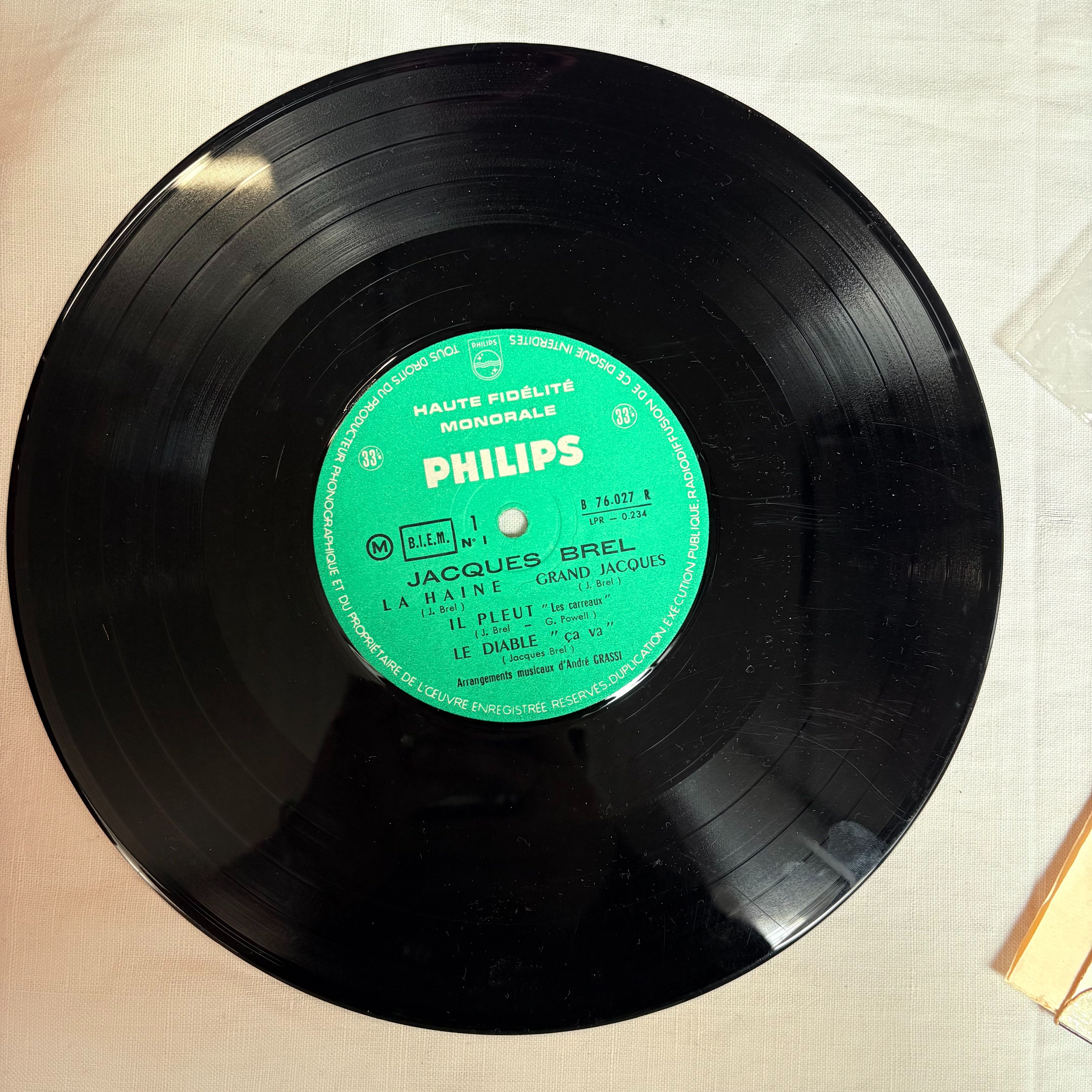 Jacques Brel "Et Ses Chansons" 33T 1/3 1954. Bon état - Vue 4 - 